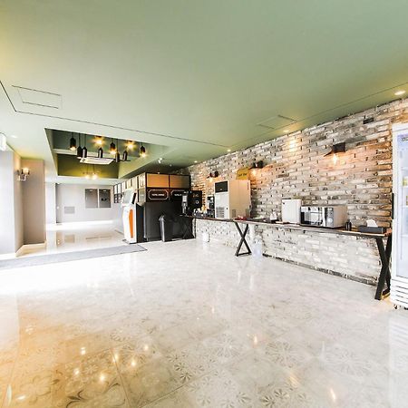Avenue Hotel Yongin Exterior photo